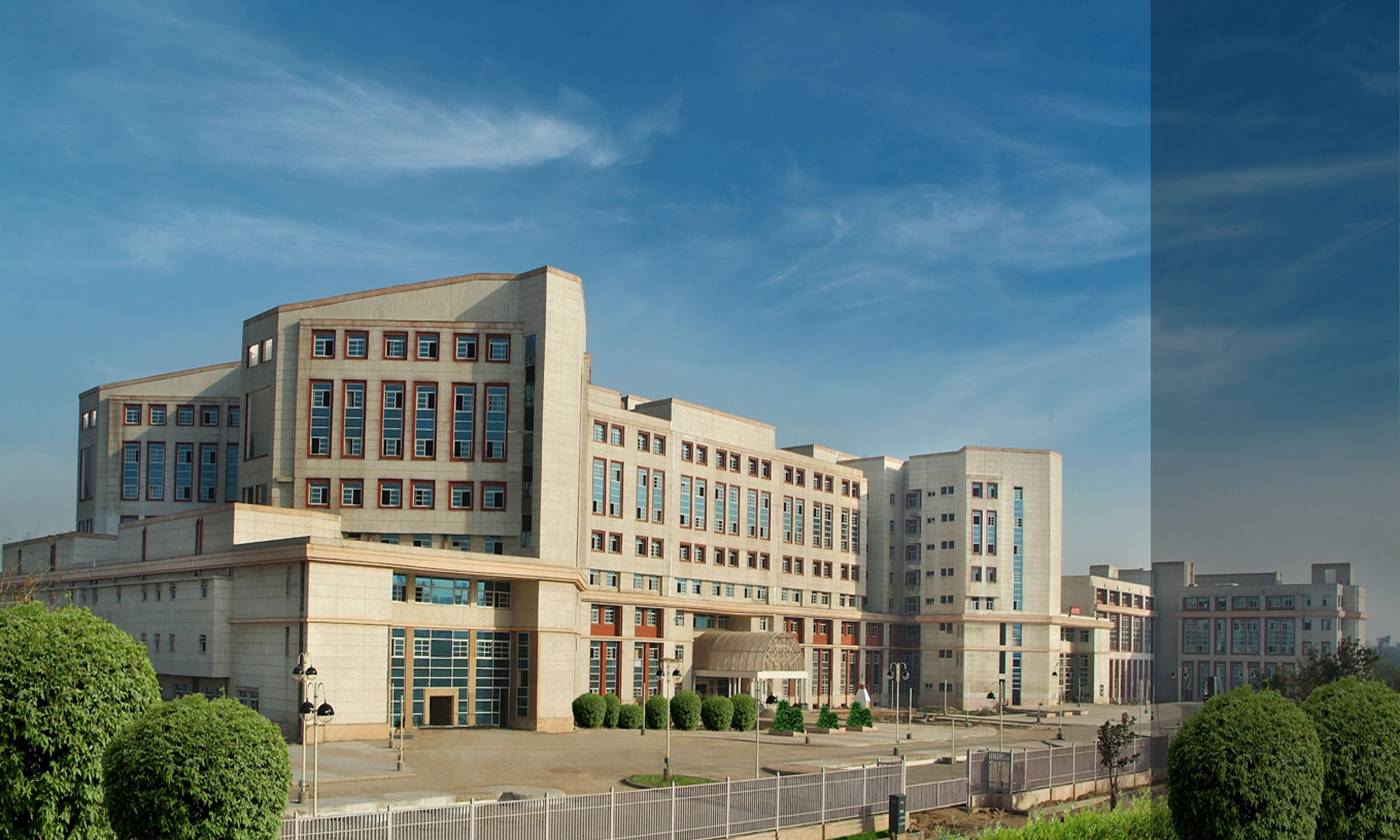 Rajiv Gandhi Super Speciality Hospital, New Delhi